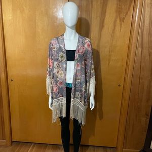 Sans Souci Kimono Floral Wrap Size Small